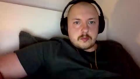 Snapshot of bigpoppagreg77777 chatting on 11-04-25, 04:39 Greg online show from 11-04-25, 04:39