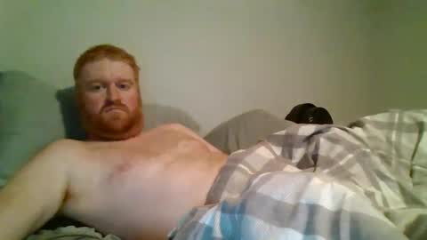 Snapshot of bigred92899 chatting on 04-29-26, 02:15 bigred92899 online show from 04-29-26, 02:15