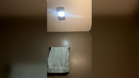 bigskinnyboyshh online show from 04-21-26, 09:50