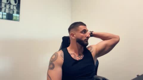 Snapshot of bigsnakeman1995 chatting on 09-25-25, 12:20 Gogo online show from 09-25-25, 12:20