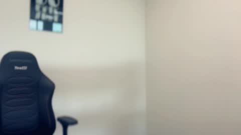 Snapshot of bigsnakeman1995 chatting on 10-01-25, 12:11 Gogo online show from 10-01-25, 12:11