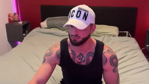 Snapshot of bigsnakeman1995 chatting on 11-18-25, 12:42 Gogo online show from 11-18-25, 12:42