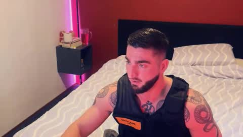 Snapshot of bigsnakeman1995 chatting on 12-02-25, 12:43 Gogo online show from 12-02-25, 12:43