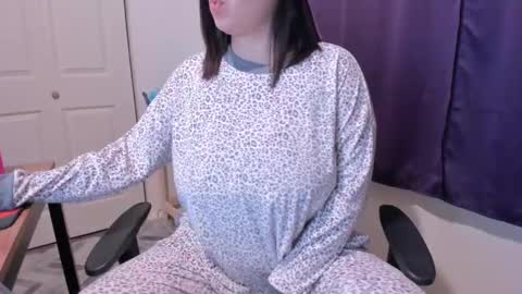  Nubia  online show from 01-21-25, 02:22