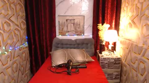 Snapshot of bigthickcock69xx chatting on 01-08-26, 07:21 sophia online show from 01-08-26, 07:21