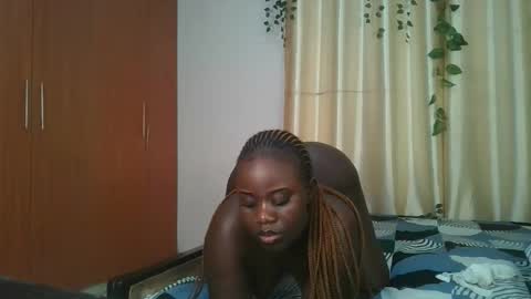 Snapshot of bigtits_baddie chatting on 12-02-25, 11:00 bigtits_baddie online show from 12-02-25, 11:00