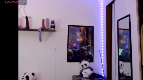 Nichole lights online show from 12-13-24, 09:20