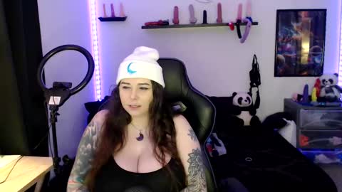 Nichole lights online show from 10-20-25, 08:42