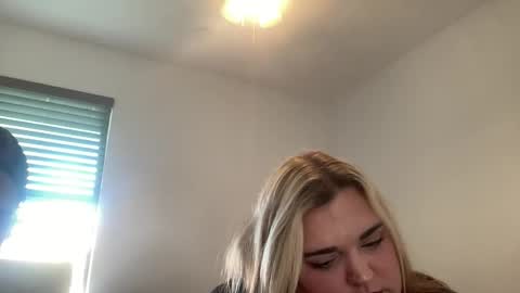 Snapshot of bigtitwhitegirl chatting on 12-16-25, 07:52 bigtitwhitegirl online show from 12-16-25, 07:52