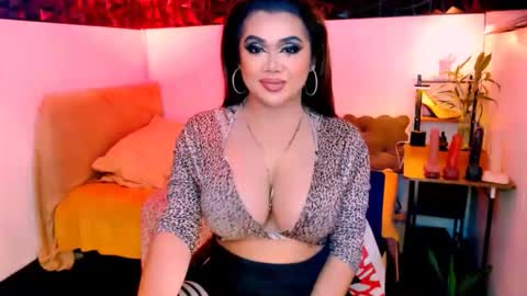 Snapshot of bigtraditionalts chatting on 05-12-26, 11:13 katy asianbigcockcumshowsmokeanal online show from 05-12-26, 11:13