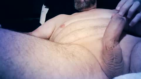 Snapshot of biguyinnh71 chatting on 10-18-25, 02:03 Biguy online show from 10-18-25, 02:03