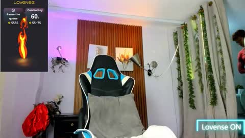 bigxxo online show from 10-28-25, 02:04