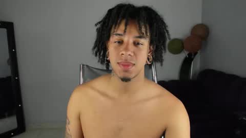 Sebas online show from 12-17-25, 05:08