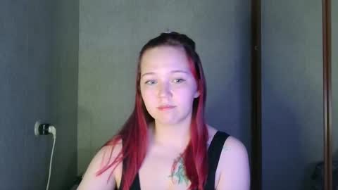 Snapshot of billie_kris chatting on 11-16-25, 04:01 billie_kris online show from 11-16-25, 04:01