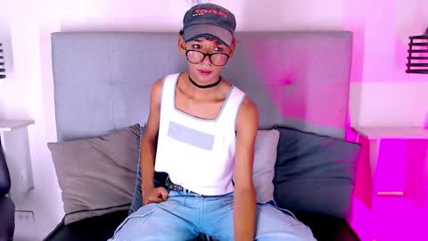 B-I-L-L-I-E 3 online show from 09-23-25, 04:26