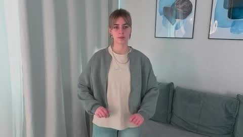 Milla online show from 03-25-26, 07:14