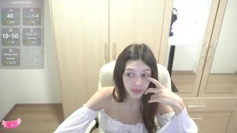 Snapshot of billly1love chatting on 10-08-25, 10:18 billy1love online show from 10-08-25, 10:18
