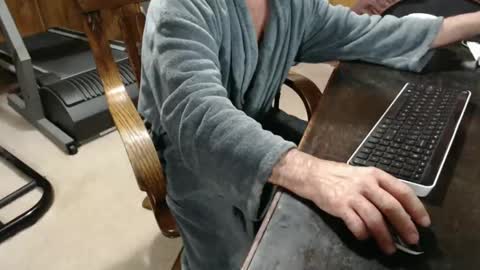 Snapshot of billy471 chatting on 12-28-24, 12:24 billy471 online show from 12-28-24, 12:24