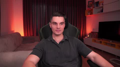 Snapshot of billypassion chatting on 01-25-25, 08:21 BillyPassion online show from 01-25-25, 08:21