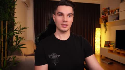 Snapshot of billypassion chatting on 02-28-25, 09:04 BillyPassion online show from 02-28-25, 09:04