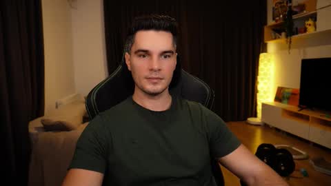 Snapshot of billypassion chatting on 09-29-25, 04:12 BillyPassion online show from 09-29-25, 04:12