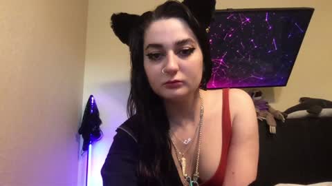 Snapshot of bimbokitten666 chatting on 12-13-24, 06:05 Danny online show from 12-13-24, 06:05