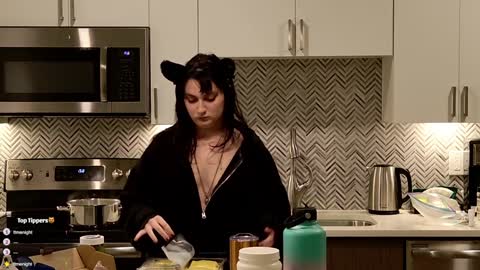 Snapshot of bimbokitten666 chatting on 12-31-24, 08:59 Danny online show from 12-31-24, 08:59