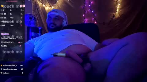 Snapshot of binkanator33 chatting on 05-16-26, 01:02 johnnydepth333 online show from 05-16-26, 01:02