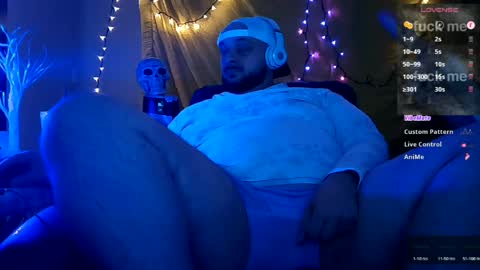 Snapshot of binkanator33 chatting on 05-18-26, 11:32 johnnydepth333 online show from 05-18-26, 11:32