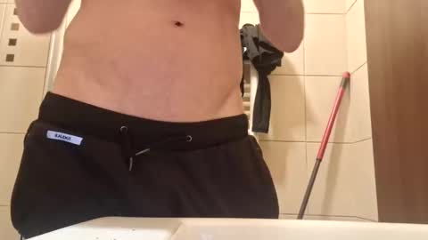 Snapshot of bisexdadd chatting on 12-21-24, 03:09 bisexdadd online show from 12-21-24, 03:09