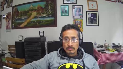 Manu O online show from 10-24-25, 01:51