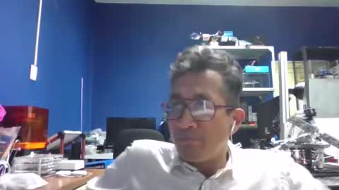 Manu O online show from 05-11-26, 10:40
