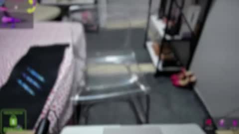 bisex woman online show from 05-24-26, 11:43
