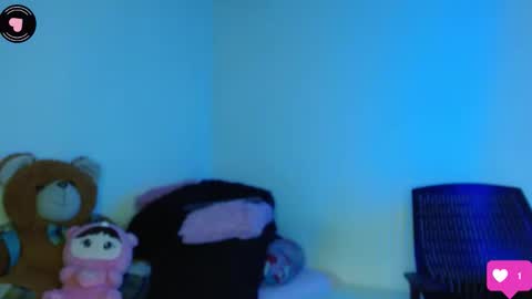 Instagram zpchherry online show from 01-13-26, 06:35