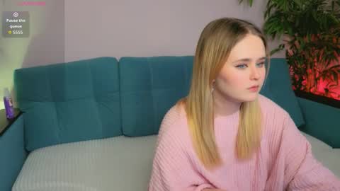 Julia online show from 03-02-26, 07:15