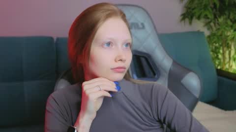 Julia online show from 03-31-26, 02:46