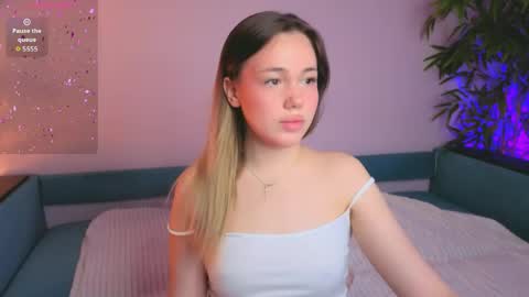 Julia online show from 04-26-26, 02:15