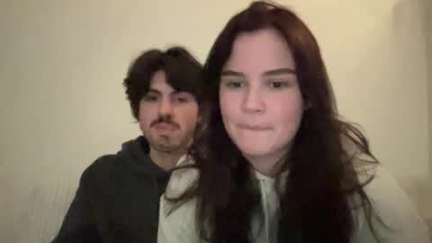 Snapshot of bkws985 chatting on 10-22-25, 02:34 bkws985 online show from 10-22-25, 02:34