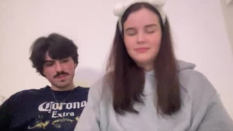 Snapshot of bkws985 chatting on 10-28-25, 12:14 bkws985 online show from 10-28-25, 12:14