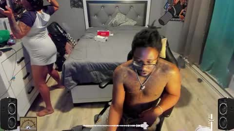 Plant Base Streamers From Pennsylvania online show from 12-20-24, 12:52