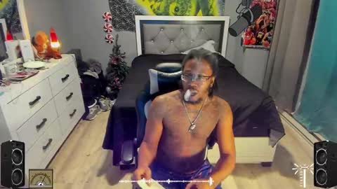 Plant Base Streamers From Pennsylvania online show from 01-04-25, 12:05