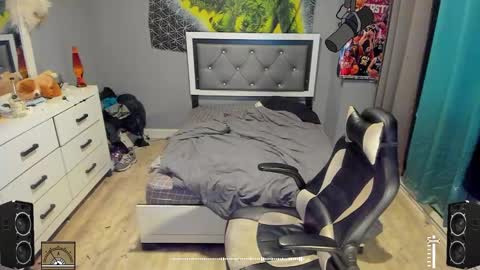 Plant Base Streamers From Pennsylvania online show from 03-07-25, 11:27