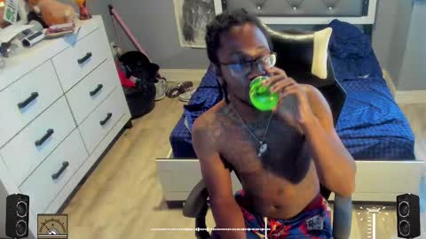 Plant Base Streamers From Pennsylvania online show from 09-09-25, 10:09