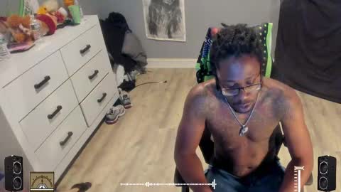 Plant Base Streamers From Pennsylvania online show from 10-01-25, 10:38