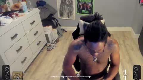 Plant Base Streamers From Pennsylvania online show from 10-16-25, 11:06