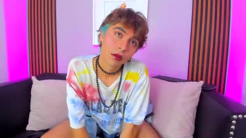  Oliver  online show from 04-20-26, 04:59