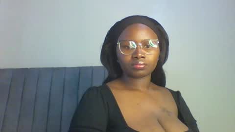 Snapshot of black_amor chatting on 07-16-26, 07:36 black_amor online show from 07-16-26, 07:36