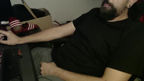 black_beard_slides online show from 09-14-25, 12:26