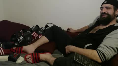 black_beard_slides online show from 11-16-25, 05:46