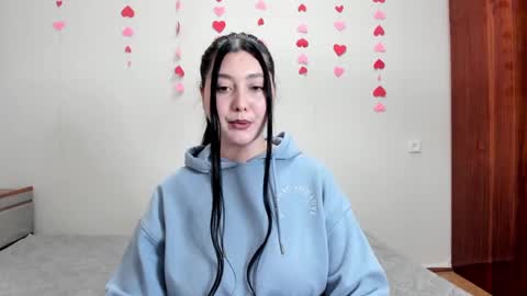 Snapshot of black_berry_bla_ck chatting on 02-24-25, 12:37 black_berry_bla_ck online show from 02-24-25, 12:37